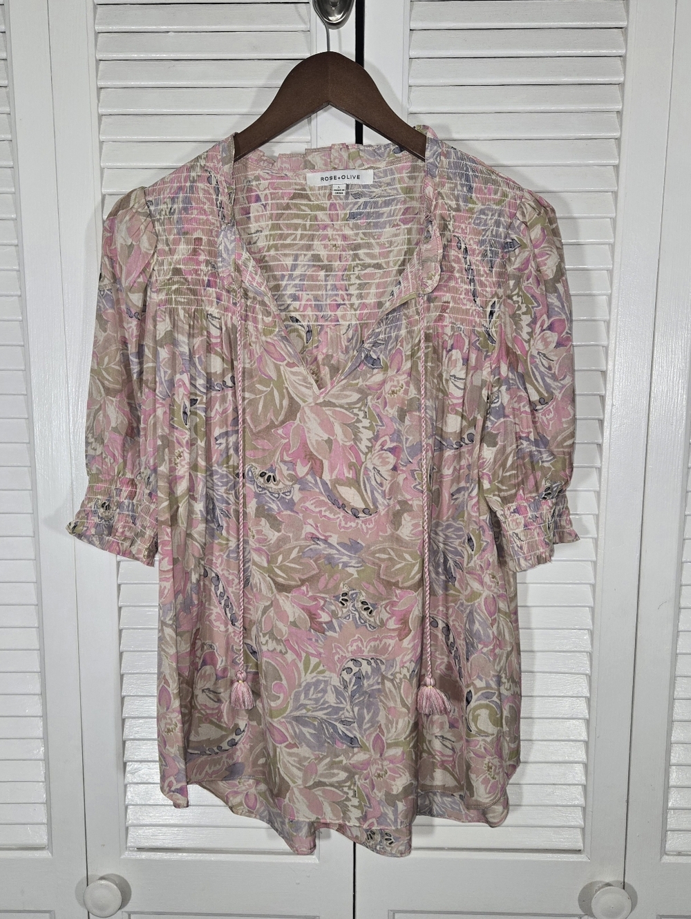 Rose + Olive Floral Smocked Pink Purple Green Short Sleeve Ruffled Boho Shirt L
